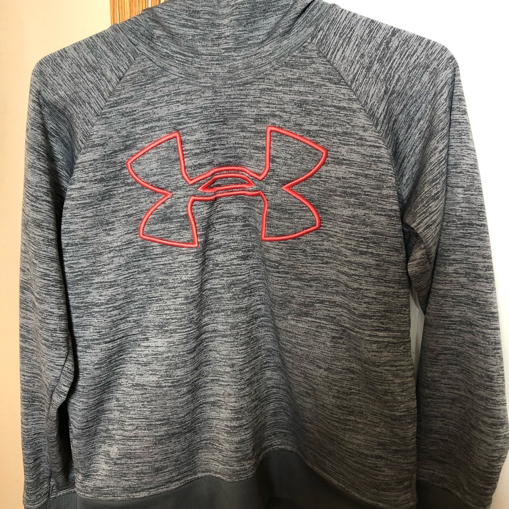 Under armor sweatshirt